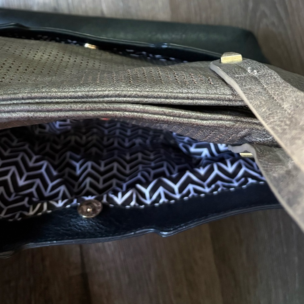 Madison West Boutique Leather Bag – Black & Metallic Gray - Picture 5 of 6